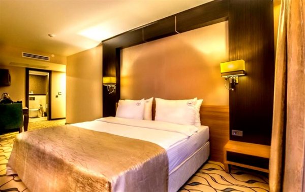 Deluxe Oda (3 Kişilik)