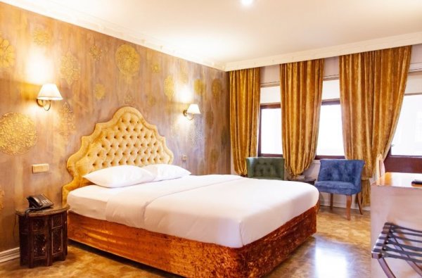 Deluxe Oda, Kale Manzaralı (Balkonlu)