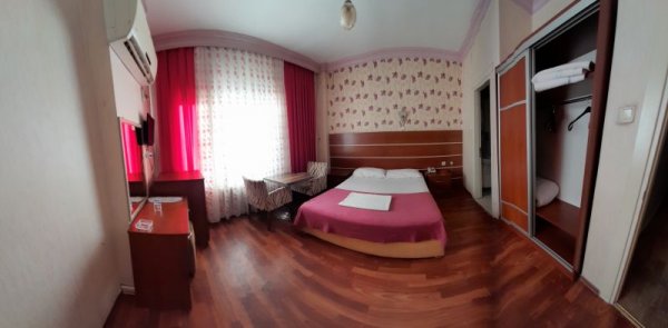 Aile Odası, Şehir Manzaralı