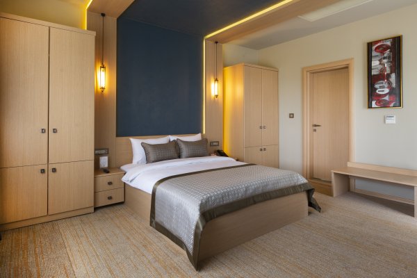 Suit Oda, Şehir Manzaralı