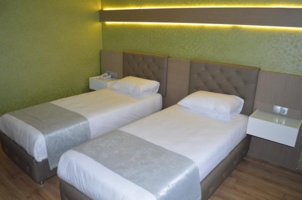 Iki Ayrı Yataklı Oda, Deniz Manzaralı