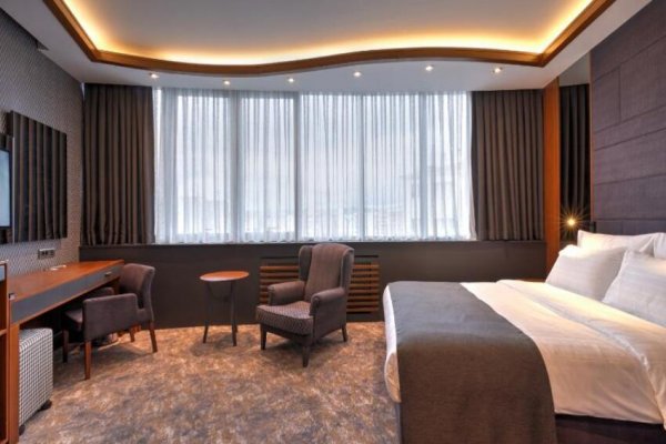 Superior Room, City View