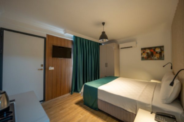 Standart Oda, Deniz Manzaralı (Balkonlu)