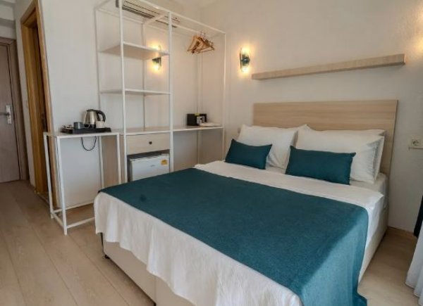 Standart Oda, Kara Manzaralı