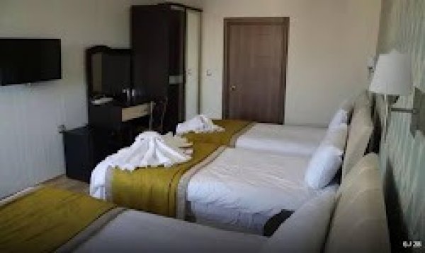 Standard Room (3 Person)