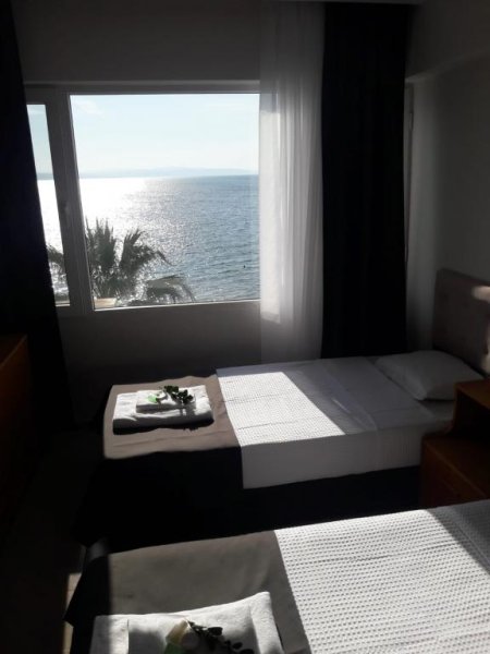 Standart Oda, Deniz Manzaralı (4 Kişilik)