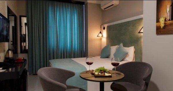 Comfort Room (Jacuzzi)