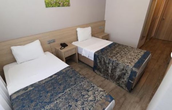 Iki Ayrı Yataklı Oda