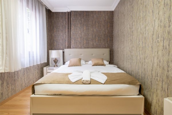 Deluxe Suite Room, City View