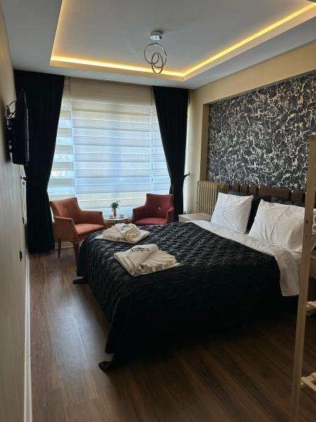 Deluxe Room, City View