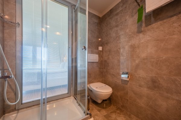 Standart Oda, Boğaz Manzaralı (3 Kişilik)