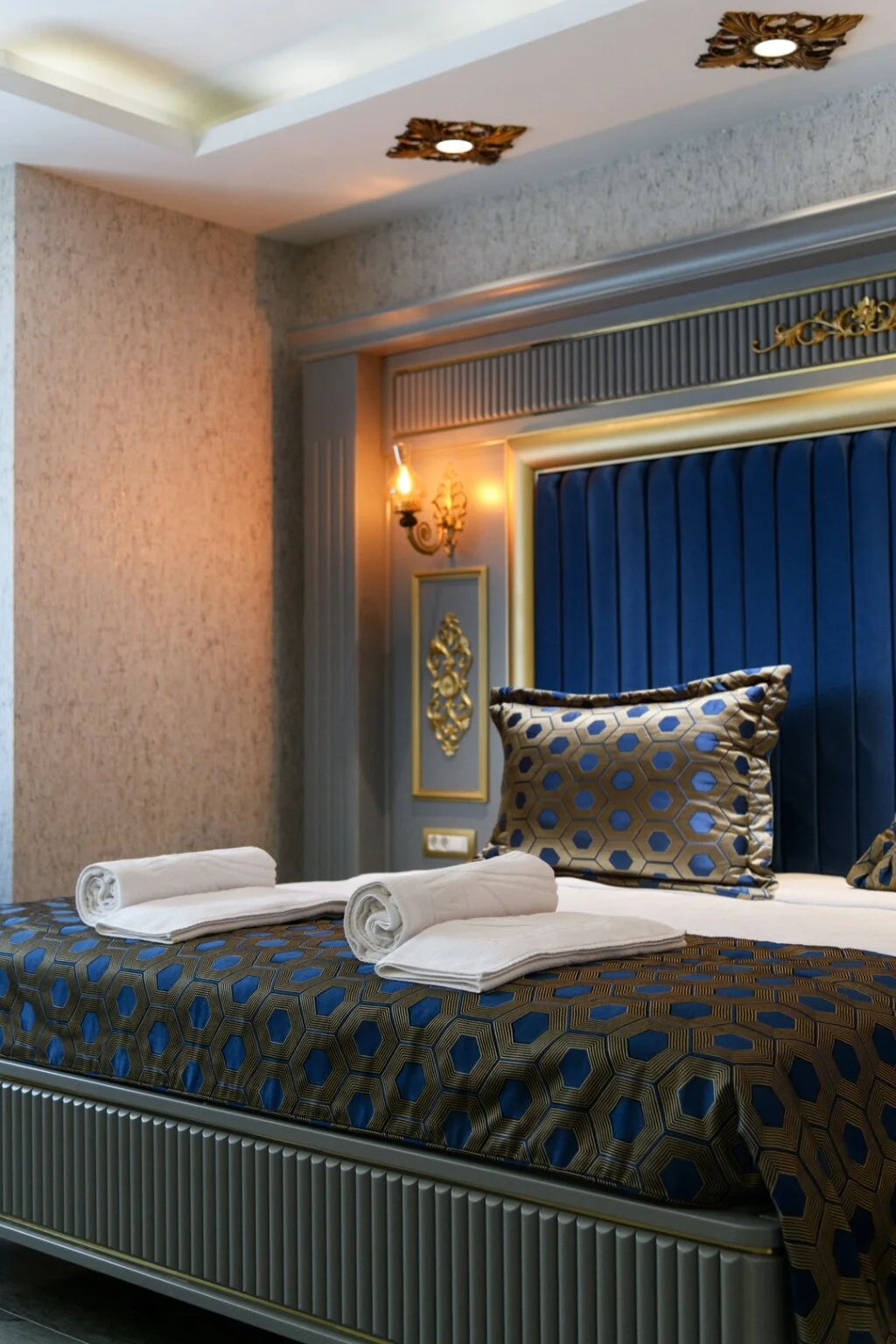 Diamonds Connection Plus Oda