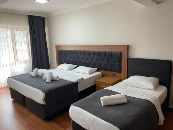 Standart Oda, Şehir Manzaralı
