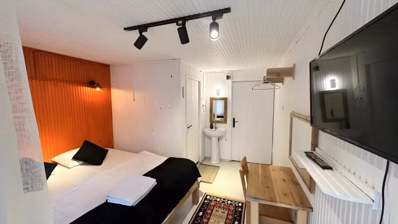 Bungalow Has Balcony Room, Forest View (Balcony)