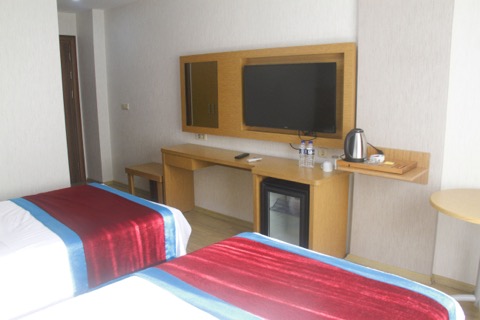 Single Room (1 Person)