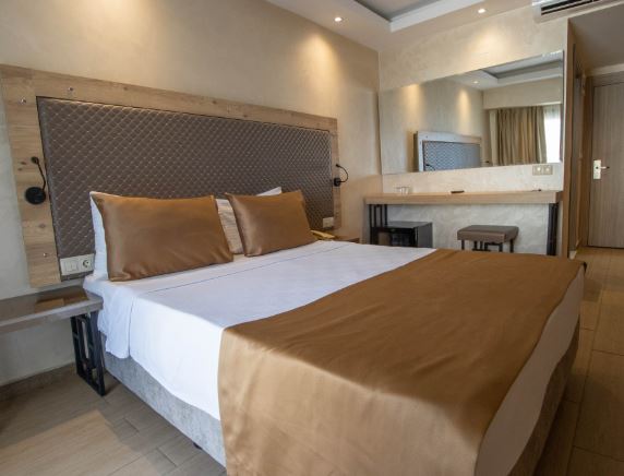 Standart Oda, Kara Manzaralı